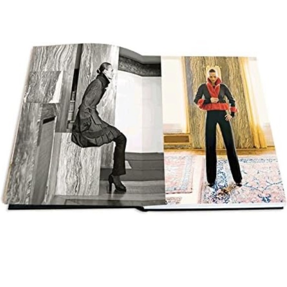 AKRIS HARD COVER COFFEE TABLE BOOK - Picture 9 of 9
